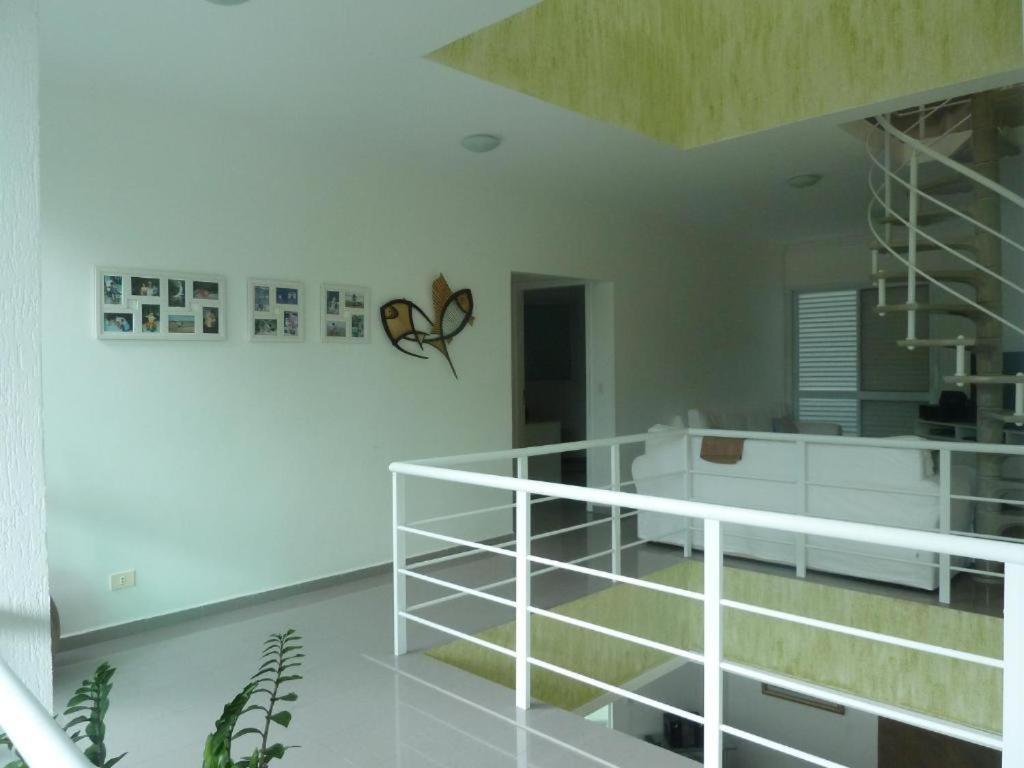 Casa Linda E Espacosa Com Piscina No Guaruja Ngoại thất bức ảnh